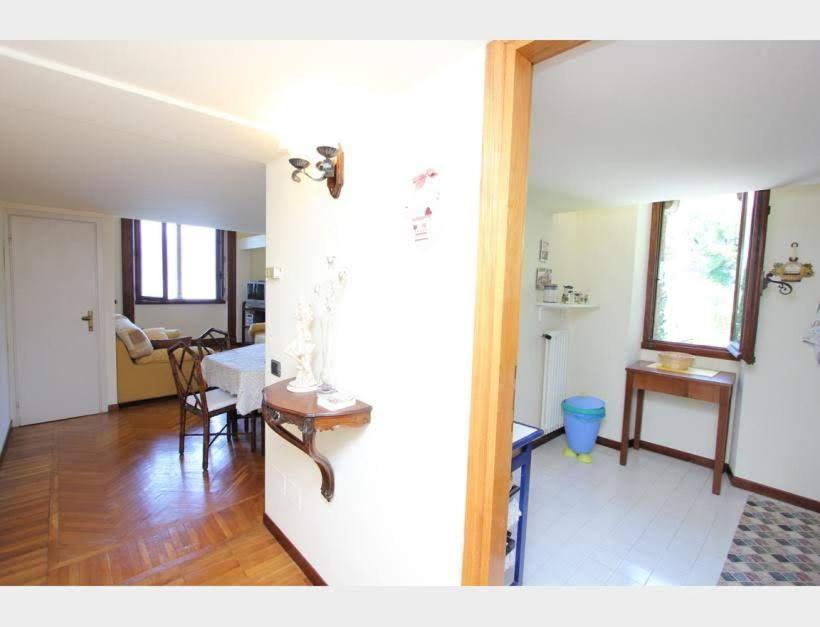 Charming Apartment Lake Front Acquaseria Exteriör bild